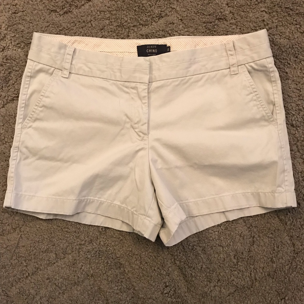 CJ Crew women’s Chino shorts size 10